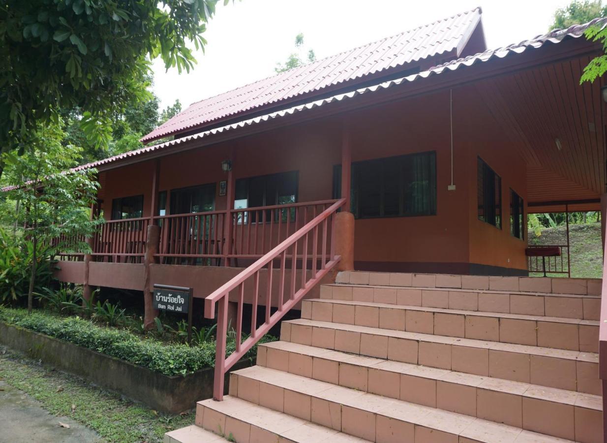 Ban Rai Tin Thai Ngarm Eco Lodge Маэ-Рим Экстерьер фото