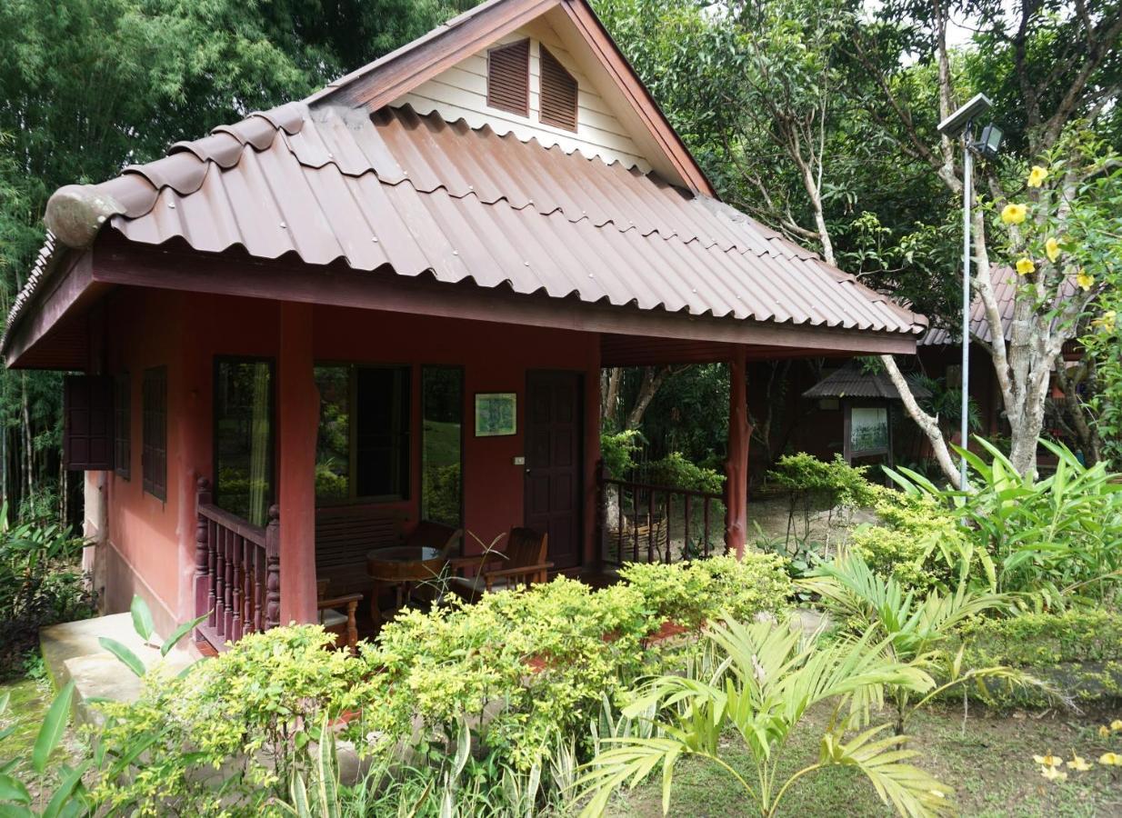 Ban Rai Tin Thai Ngarm Eco Lodge Маэ-Рим Экстерьер фото